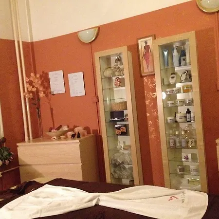 Kucera Hotel 3*