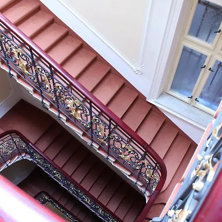 Kucera Hotel